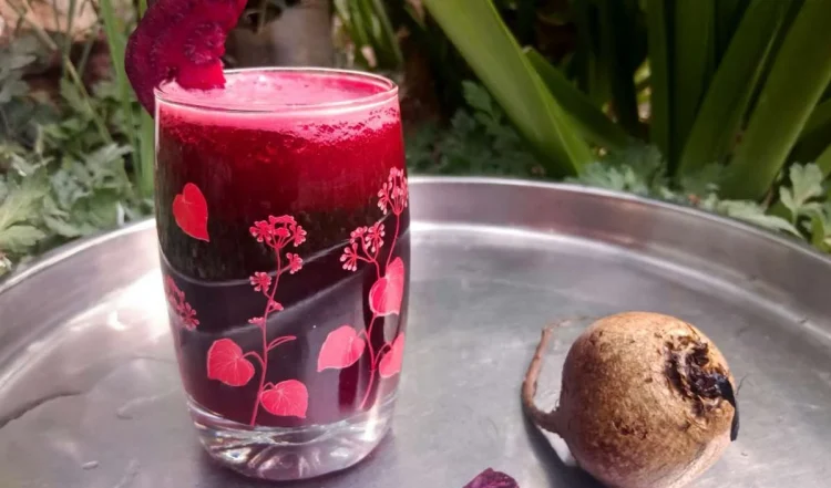 beetroot-juice_large_1230_23.webp-e1742363312640-750x441 (1)