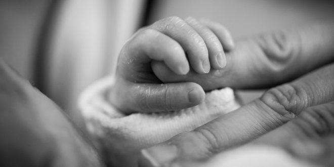 child-birth-at-home-1744221072-e1744259636581-660x330