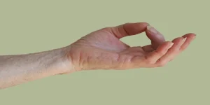 yoga-for-skin_large_1332_148.webp-e1750906161448-660x330