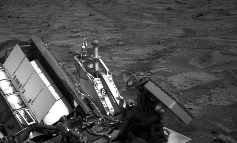 Curiosity Blog, Sols 4859-4866: One Small Crater and Thousands of Polygons